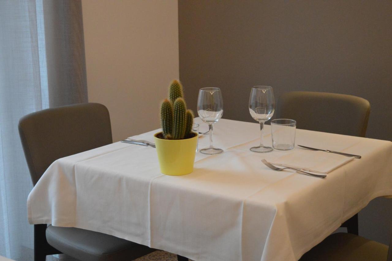 Albergo Ristorante Da Neni Мори Екстериор снимка