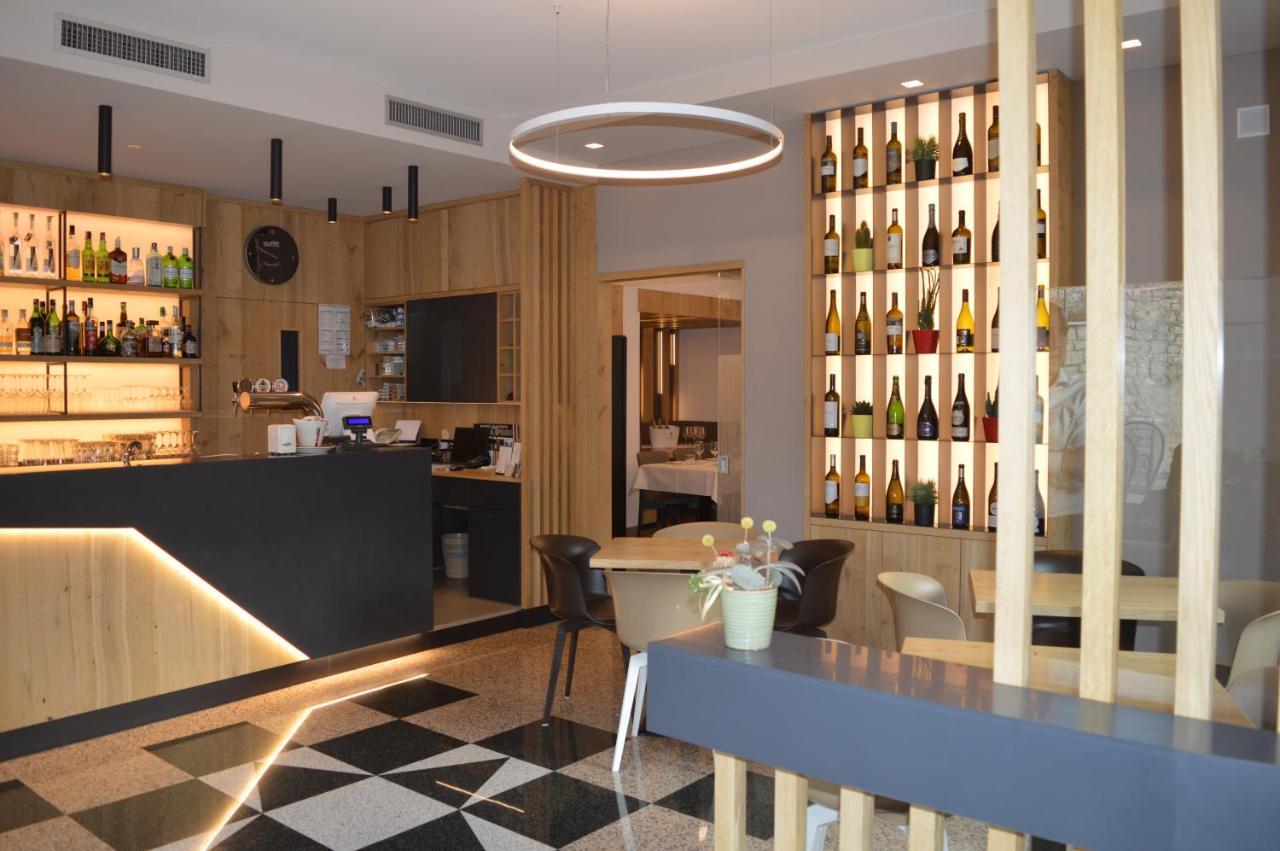 Albergo Ristorante Da Neni Мори Екстериор снимка