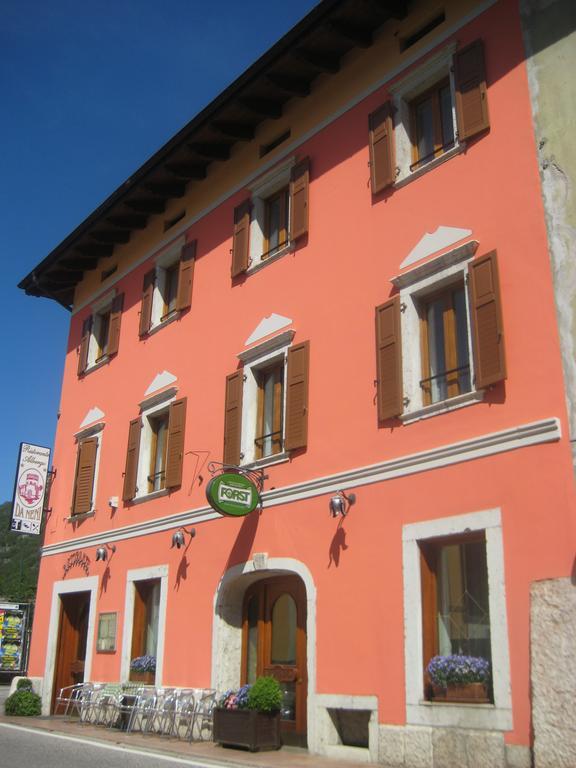 Albergo Ristorante Da Neni Мори Екстериор снимка